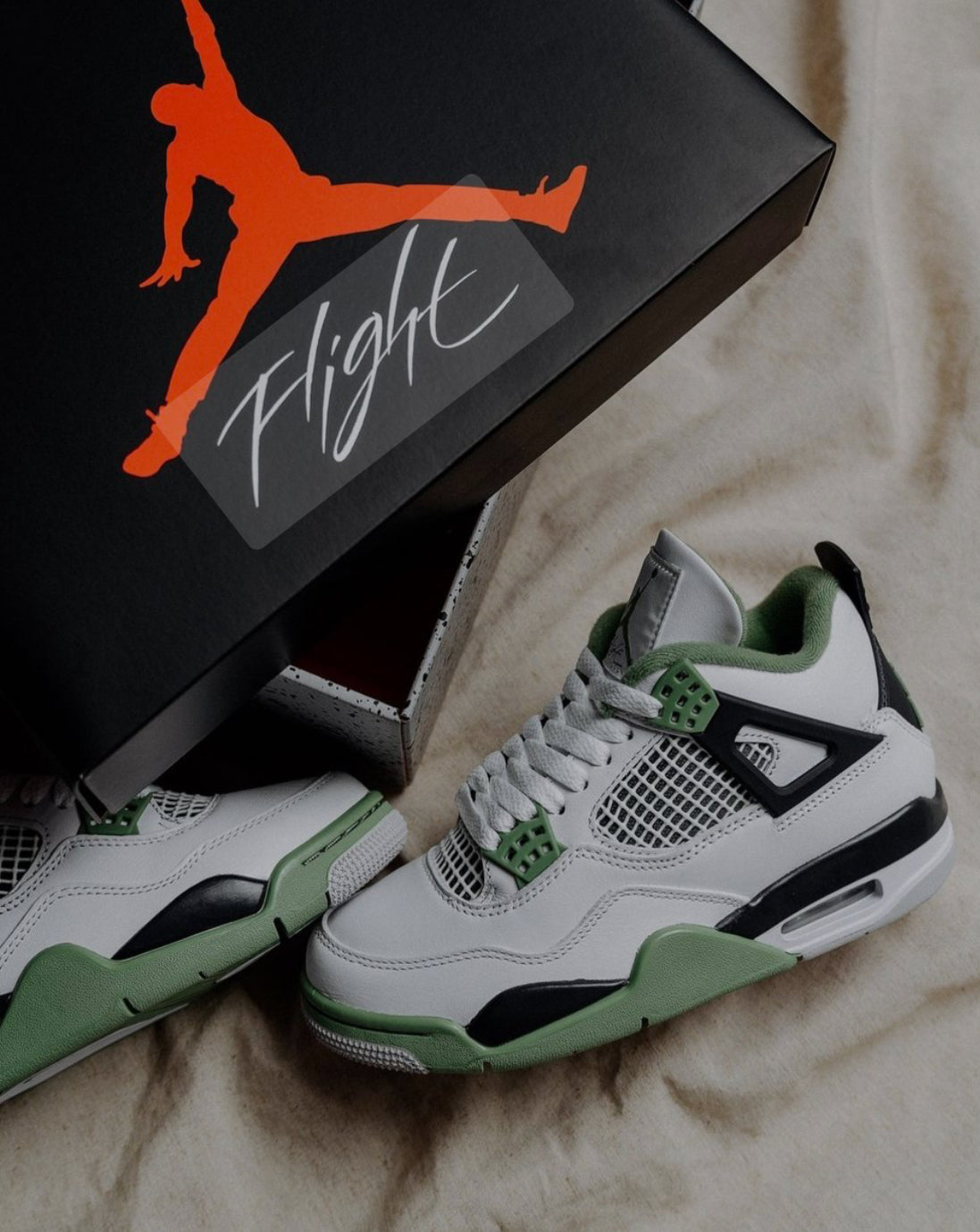 AIR JORDAN 4 OIL GREEN